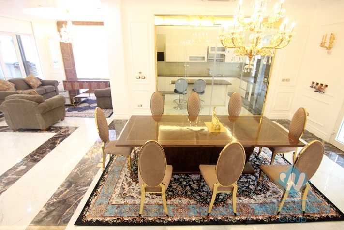 Luxurious villa for rent in Vinhomes riverside Long Bien